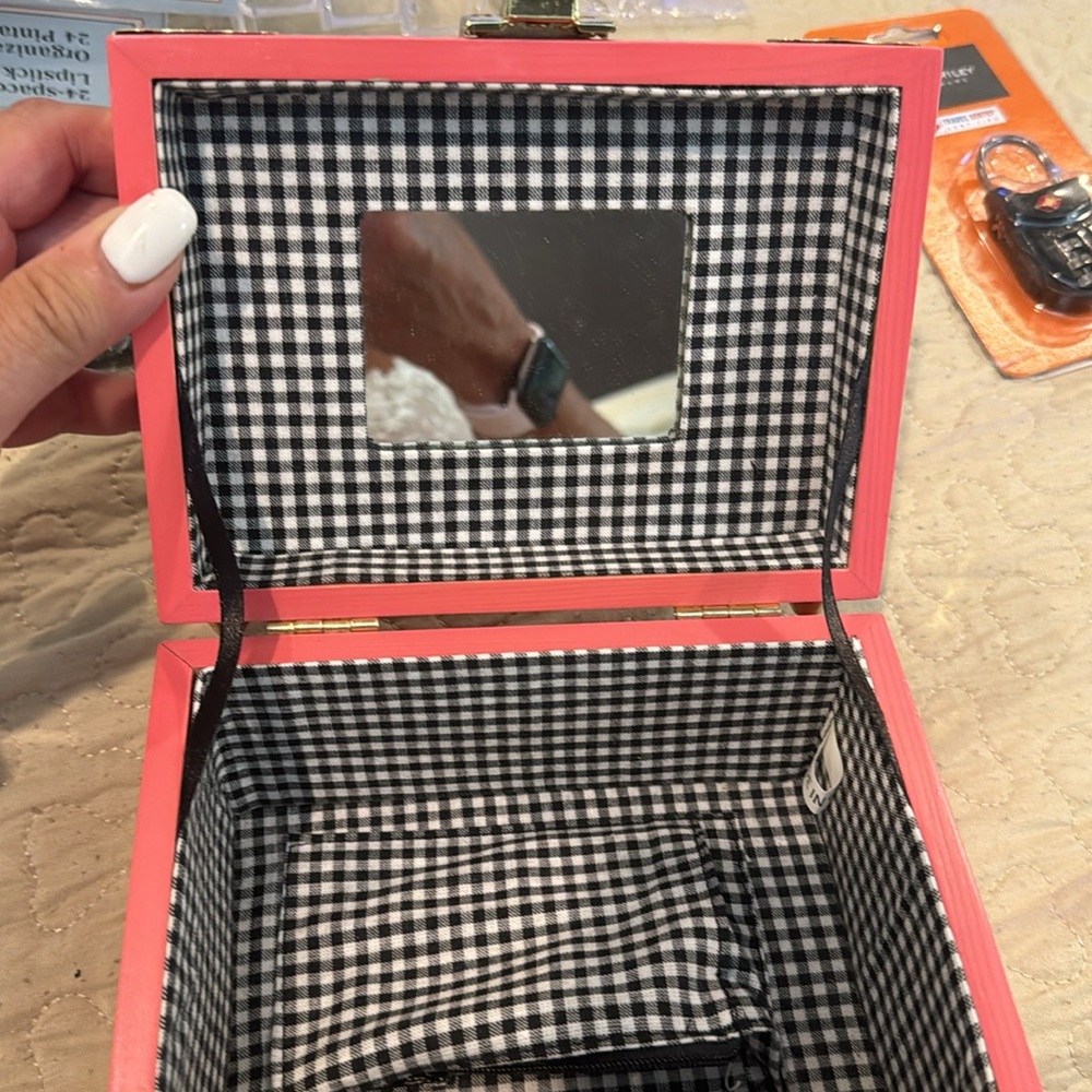 Novelty box style pocketbook - Picture 2 of 2